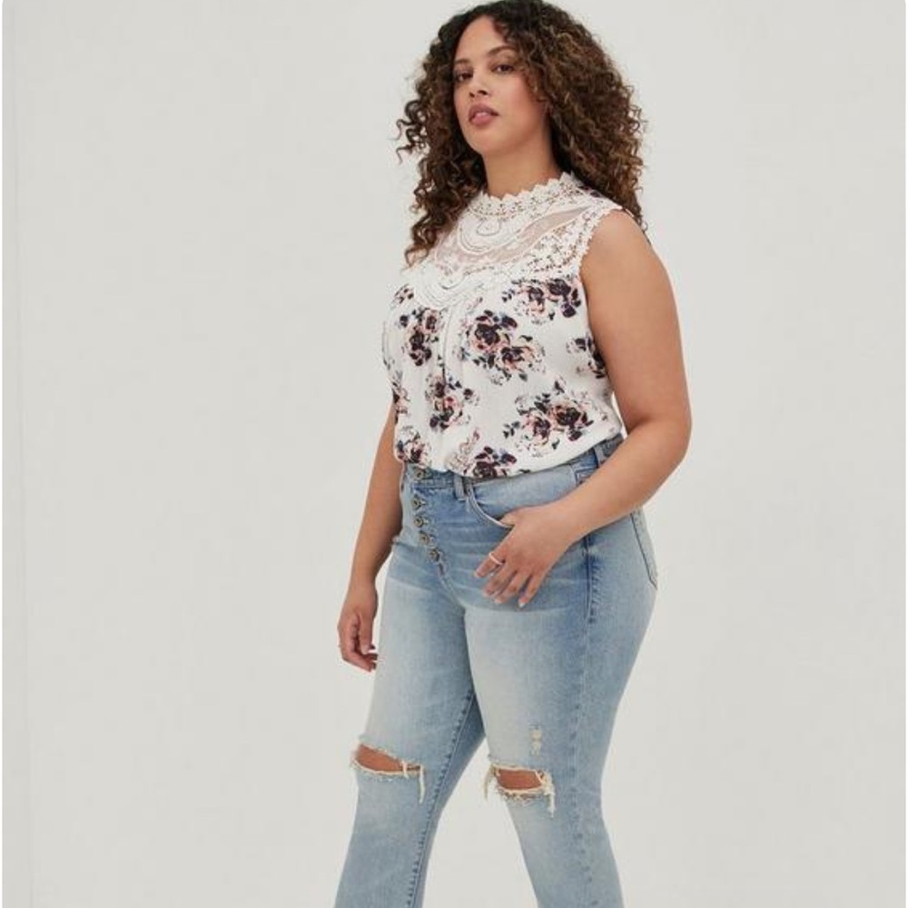 Torrid Crinkle Gauze Crochet Detail Tank